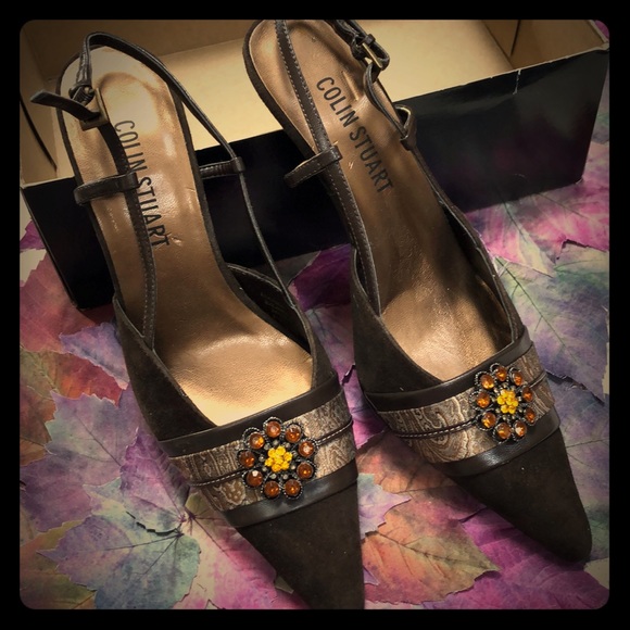 TRENDING VINTAGE SUEDE BUCKLE BACK EMBELLISHED SLING BACK PUMP NWOT - Picture 3 of 11